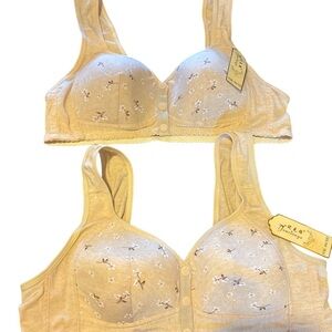 Women's Cream Floral Bra LOT x2 $12.